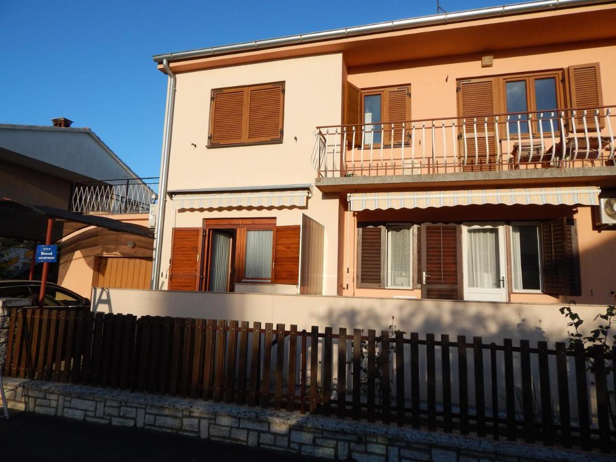 Apartment Jelena Fažana Eksteriør bilde
