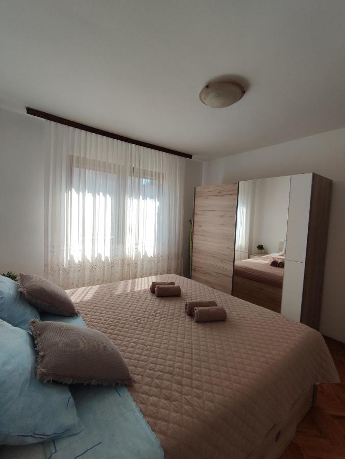 Apartment Jelena Fažana Eksteriør bilde